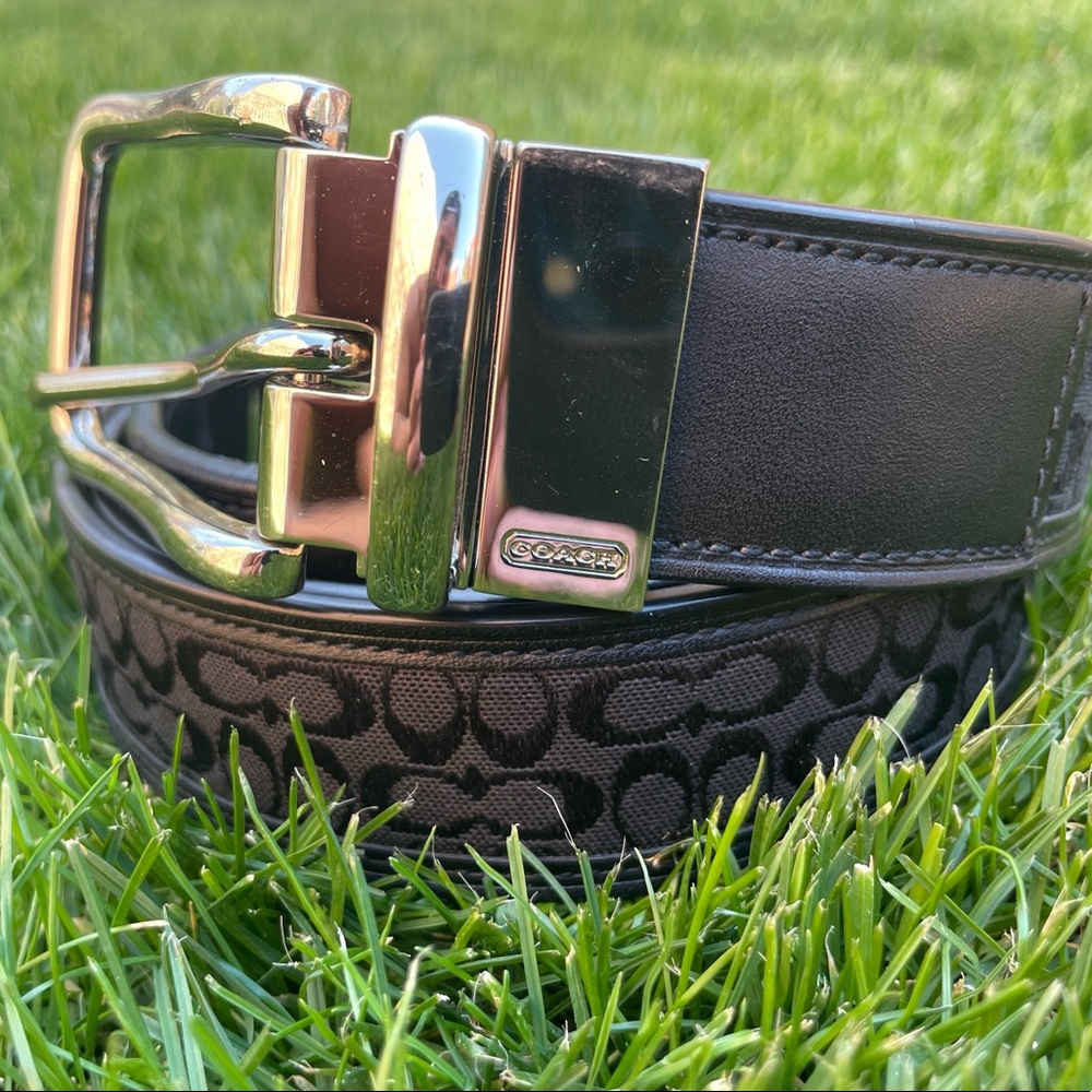 Coach Mens Reservable Belt with Coach Logo and Leather